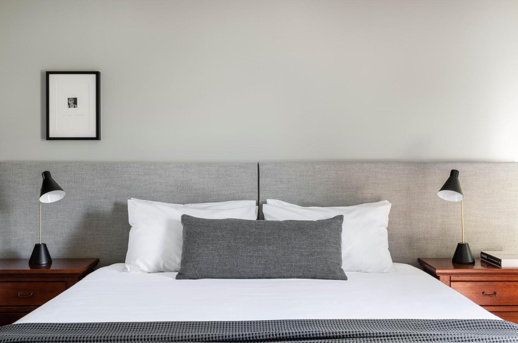 Отель Cleveland Estate Lance Field Экстерьер фото